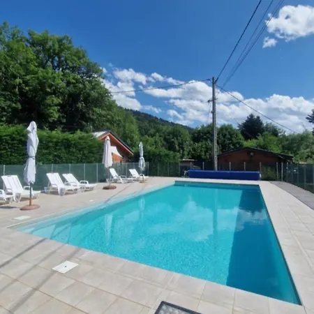 Avec Piscine Campsite Laffrey